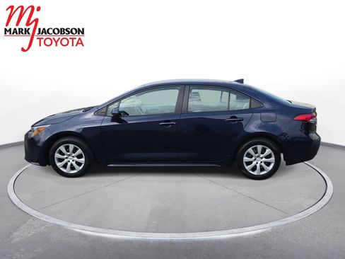 Used 2024 Toyota Corolla LE image 14