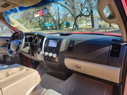 Used 2010 Toyota Tundra 2WD Double Cab image 30