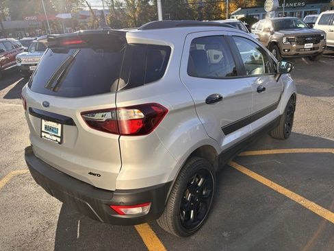 Used 2022 Ford EcoSport SES image 9
