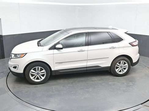 Used 2017 Ford Edge SEL w/ Equipment Group 201A AWD/4WD image 34