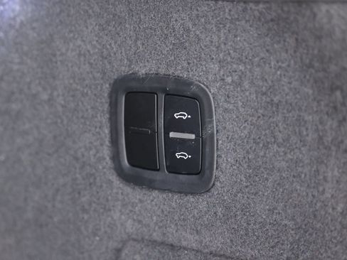 Used 2021 Porsche Cayenne Turbo S image 88