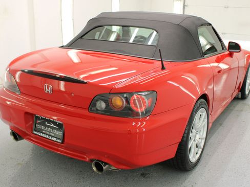 Used 2004 Honda S2000 image 20