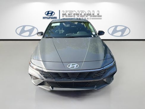 New 2026 Hyundai Elantra SEL Sport FWD image 2