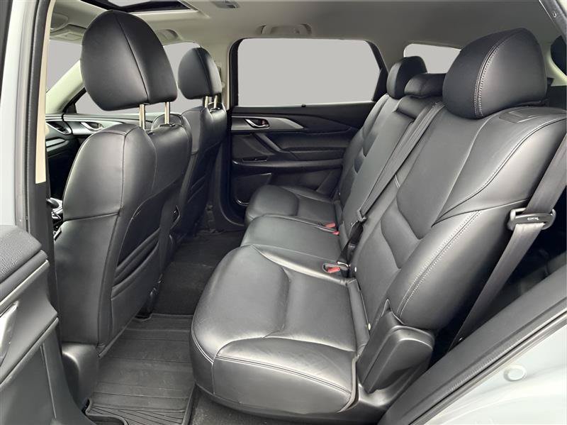 Used 2019 MAZDA CX-9 Touring w/ Touring Premium Package FWD image 25
