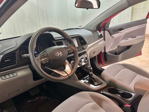 Used 2019 Hyundai Elantra SEL FWD image 10