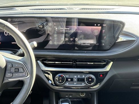 Used 2024 Buick Envista Sport Touring w/ Convenience I Package image 26