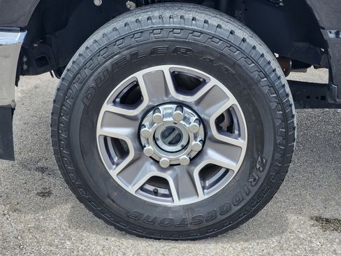 Used 2024 Ford F250 Lariat AWD/4WD image 10