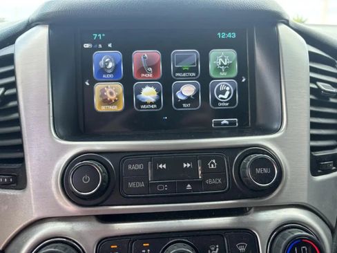 Used 2019 GMC Yukon XL SLT AWD/4WD image 13