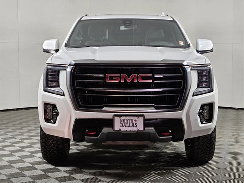 Used 2021 GMC Yukon XL AT4 w/ AT4 Premium Plus Package image 2