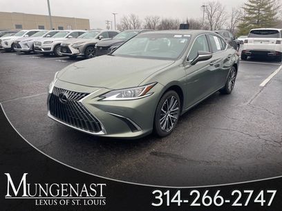 Used 2024 Lexus ES 350 w/ Premium Package