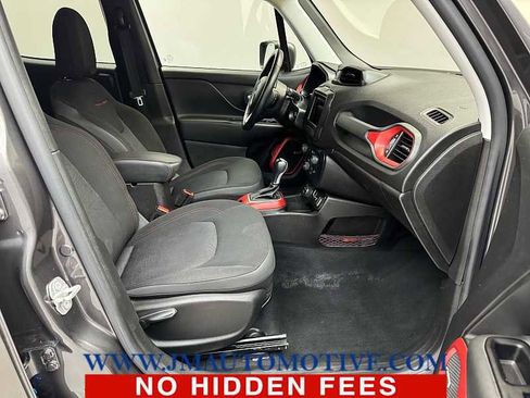 Used 2020 Jeep Renegade Trailhawk w/ Cold Weather Group image 19