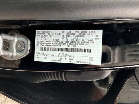 Used 2025 Ford Escape ST-Line AWD/4WD image 19