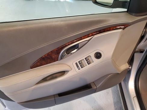 Used 2012 Buick LaCrosse Premium w/ Driver Confidence Package FWD image 11