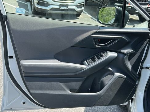 Certified 2025 Subaru Crosstrek 2.5i Premium AWD/4WD image 9