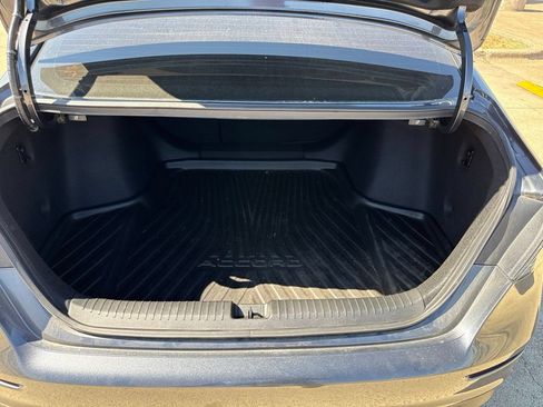 Used 2025 Honda Accord SE image 10