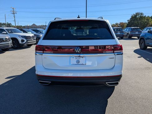 New 2026 Volkswagen Atlas SE image 4