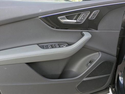 Used 2025 Audi Q7 2.0T Premium Plus w/ Premium Plus Package image 14