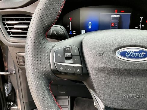 Used 2023 Ford Escape ST-Line w/ Tech Pack #1 image 24