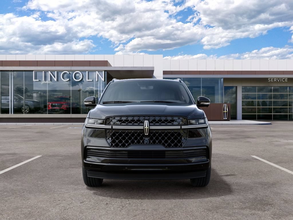 New 2027 Lincoln Navigator Reserve w/ Jet Appearance Package AWD/4WD image 3