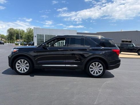 Used 2021 Ford Explorer King Ranch w/ Premium Technology Package AWD/4WD image 4