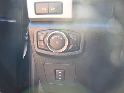 Used 2016 Ford F150 Lariat w/ Equipment Group 502A Luxury AWD/4WD image 51