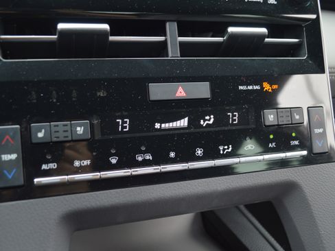 Used 2019 Toyota Avalon Touring w/ Advanced Safety Package FWD image 24