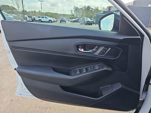 Used 2023 Honda Accord Sport image 29