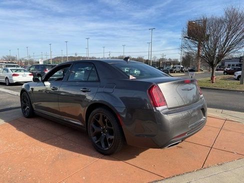 Used 2023 Chrysler 300 S image 4