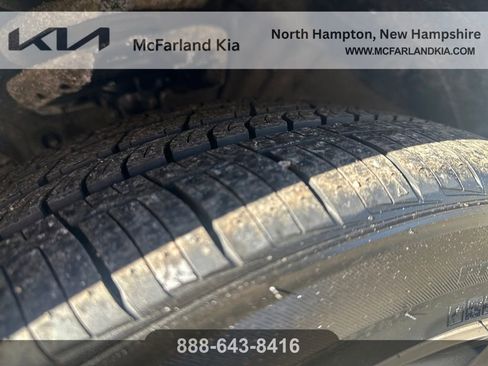 Used 2019 Kia Niro Touring image 30