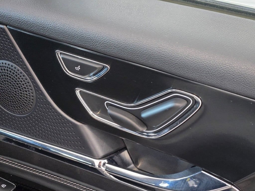 Used 2023 Lincoln Corsair AWD image 6