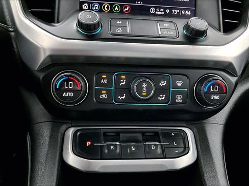 Used 2022 GMC Acadia SLT w/ Elevation Edition image 35