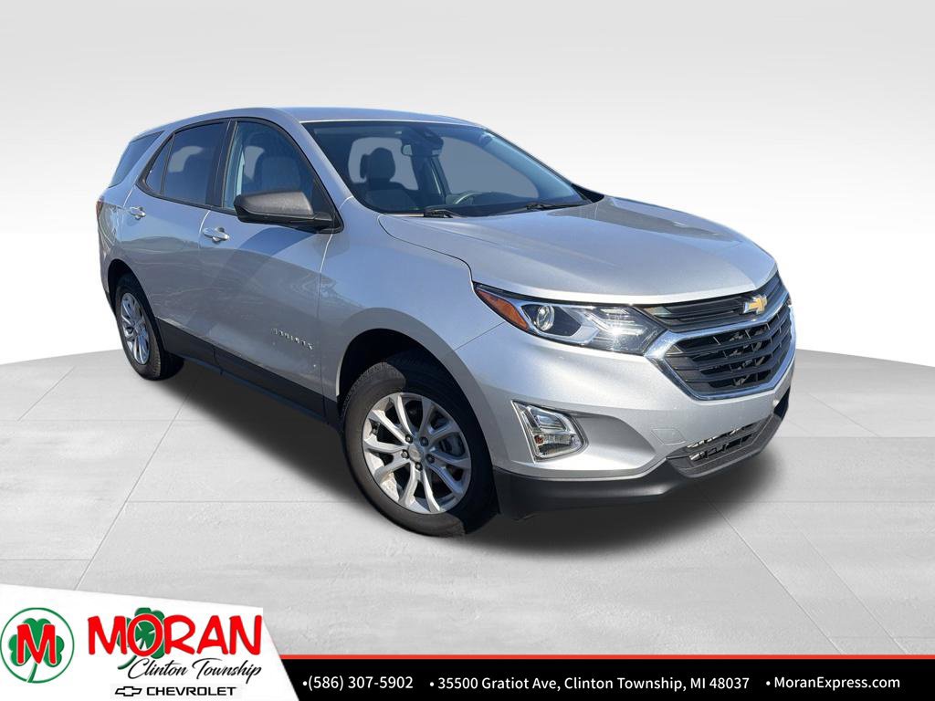 Used 2021 Chevrolet Equinox LS w/ LS Convenience Package AWD/4WD image 2