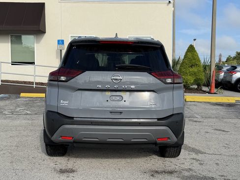 Used 2021 Nissan Rogue SL w/ Premium Package FWD image 6