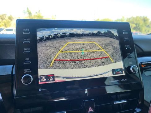 Used 2021 Toyota Camry XSE FWD image 17