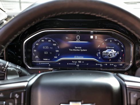 Used 2023 Chevrolet Silverado 1500 High Country image 16