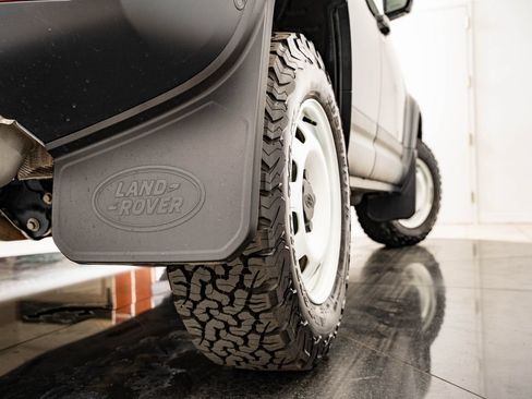 Used 2023 Land Rover Defender 110 S AWD/4WD image 52