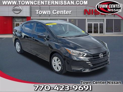 Certified 2025 Nissan Versa S w/ Trunk Package FWD image 1