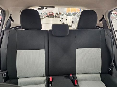 Used 2012 Toyota Prius C One image 32