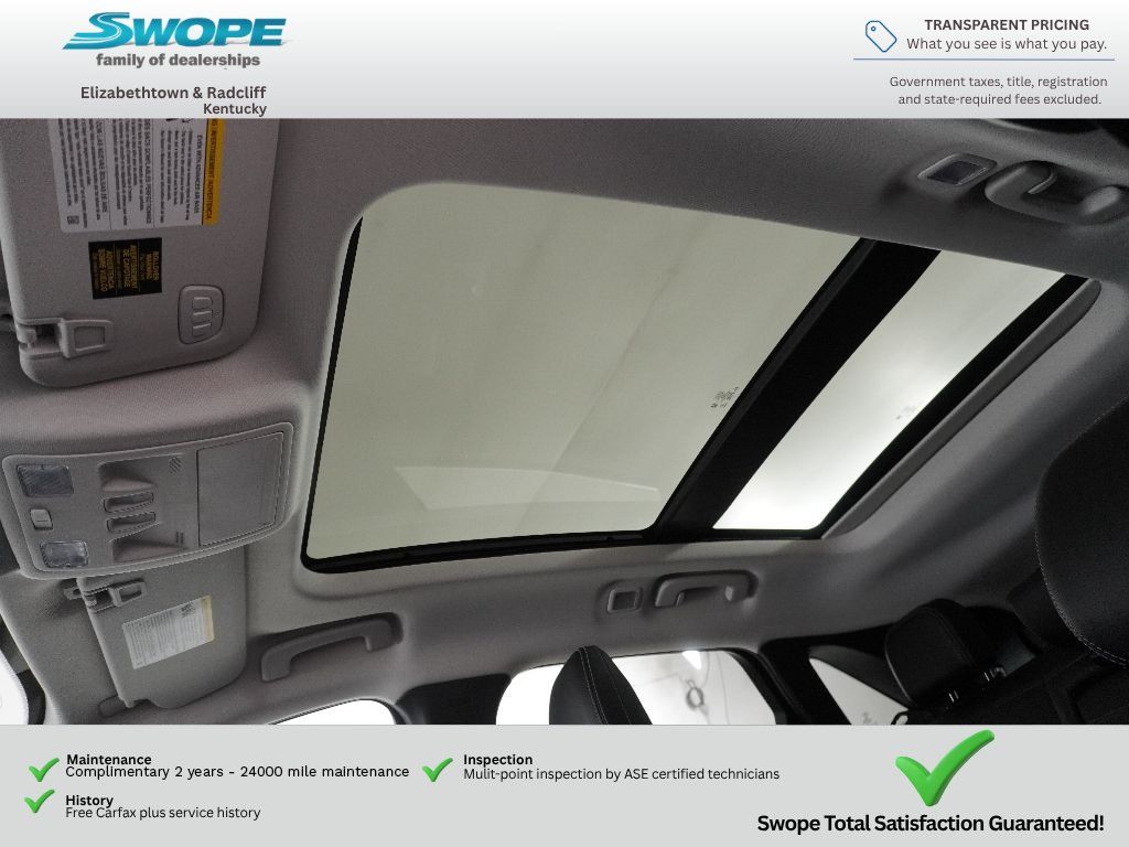 Used 2025 Ford Escape SE w/ PHEV Premium Package FWD image 32