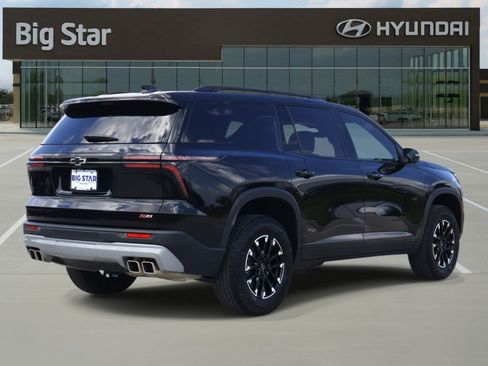 Used 2026 Chevrolet Traverse Z71 w/ Driver Confidence Package AWD/4WD image 4