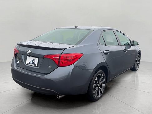 Used 2018 Toyota Corolla SE w/ SE Premium Package FWD image 8