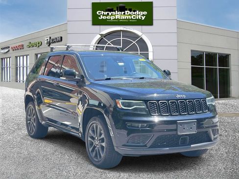 Used 2018 Jeep Grand Cherokee High Altitude AWD/4WD image 4