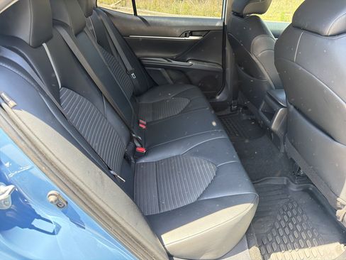 Used 2023 Toyota Camry SE FWD image 15