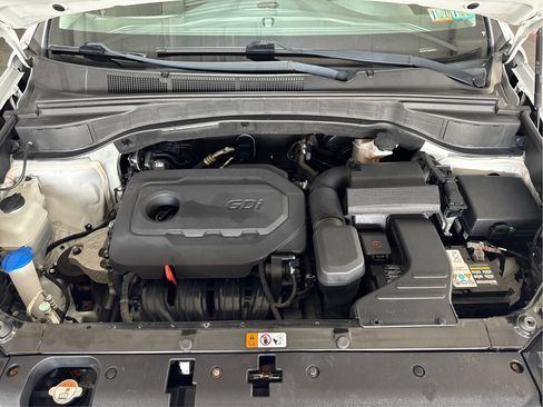 Used 2018 Hyundai Santa Fe Sport AWD/4WD image 22