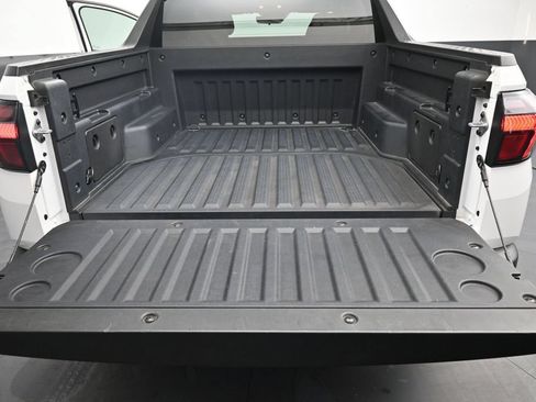 Used 2023 Hyundai Santa Cruz SEL FWD image 15