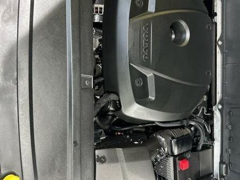 Used 2016 Volvo XC90 T6 Momentum AWD/4WD image 9