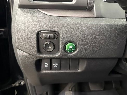 Used 2019 Honda Ridgeline Sport image 28