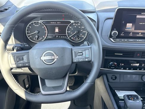 New 2026 Nissan Rogue SV AWD/4WD image 15