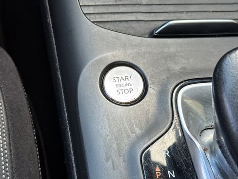 Used 2019 INFINITI QX50 Essential w/ Sensory Package image 34