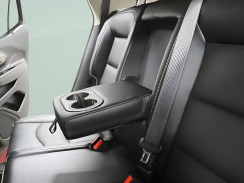 Used 2019 GMC Terrain Denali w/ Comfort Package FWD image 28